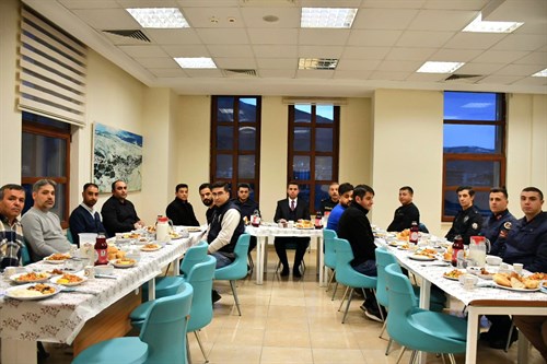  İLÇE EMNİYET MÜDÜRLÜĞÜ PERSONELİMİZLE İFTAR PROGRAMI 